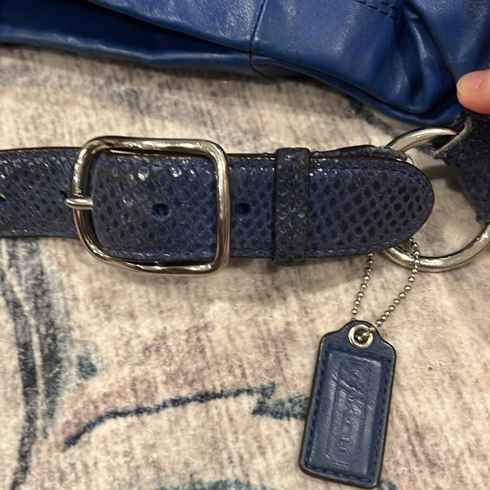 Coach Penelope Blue Leather Hobo Bag w/COA - Picture 15 of 15